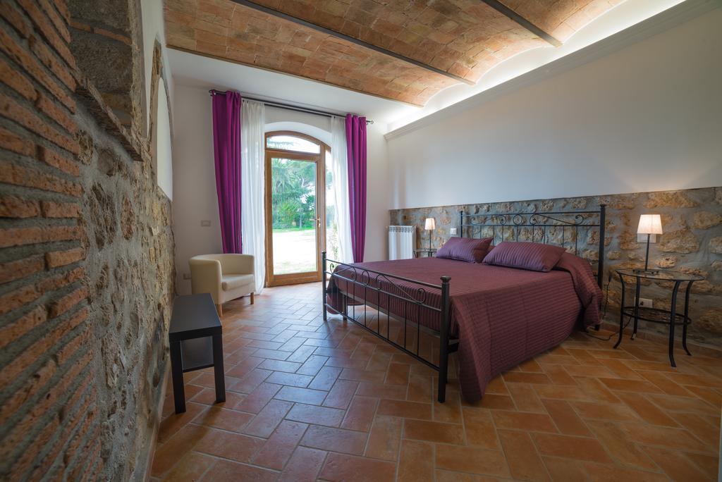 Agriturismo Sensi Tuscania Kamer foto